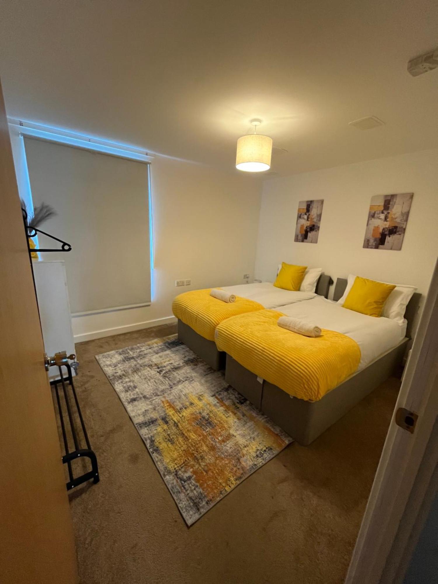 Luxury 2 Bedroom Apartment, Royal Docklands Excel Londra